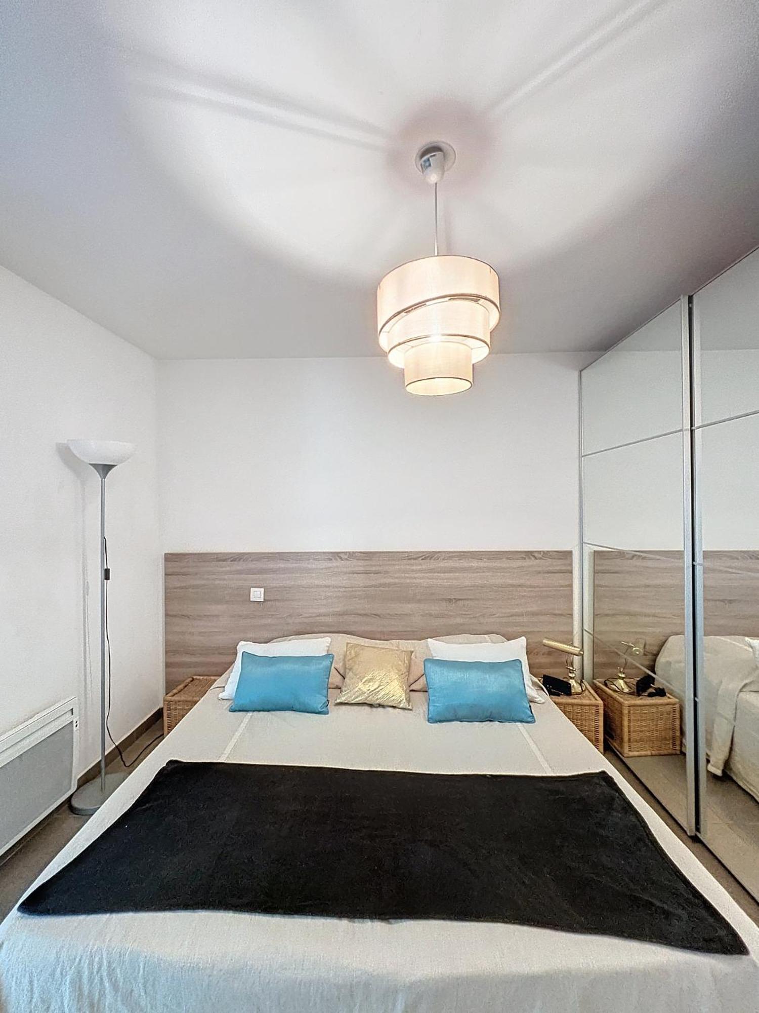 Le Parc Eugenie Apartment