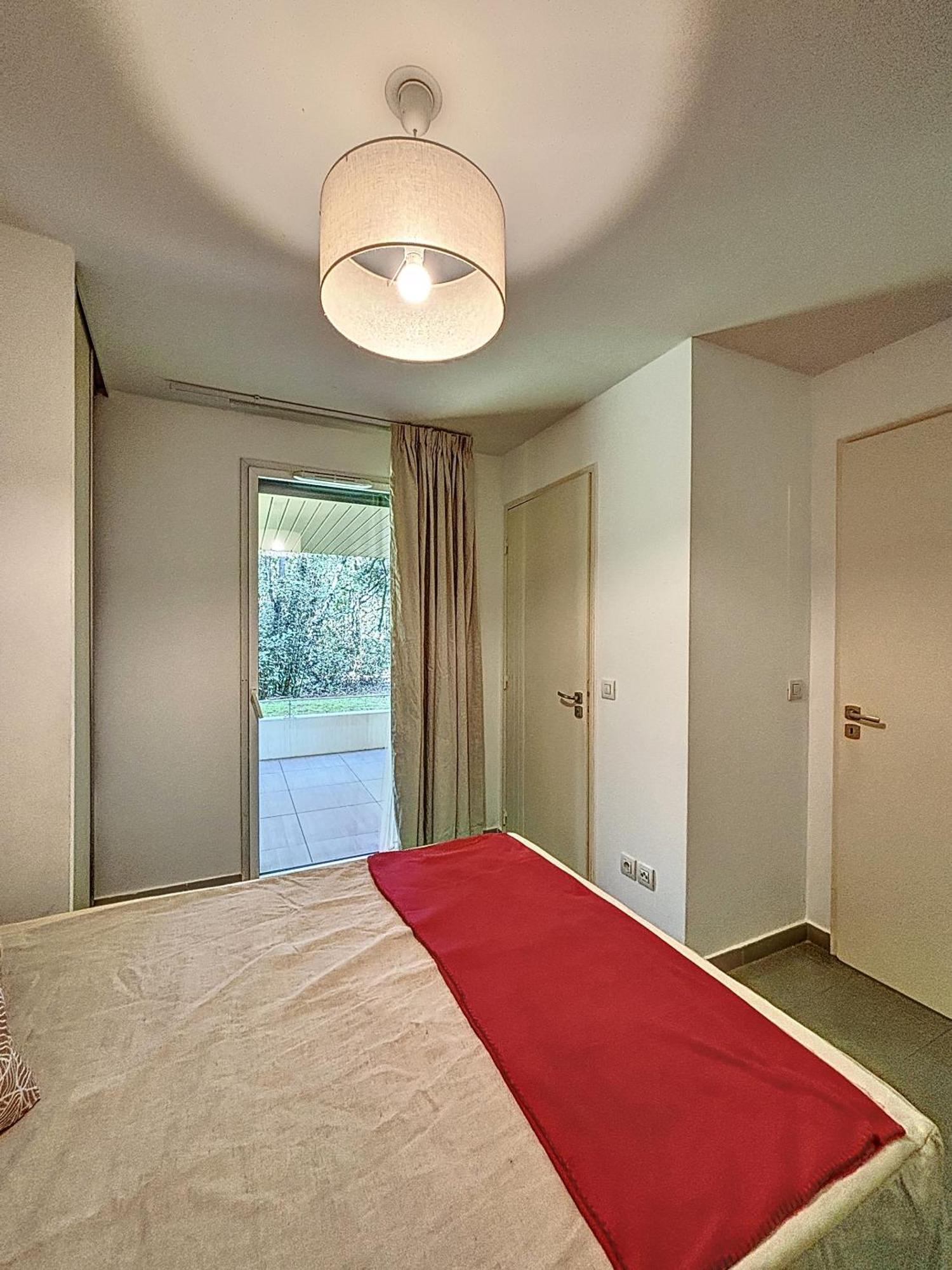 Le Parc Eugenie Apartment